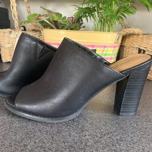 Black Peep toe Heel Mules Size 8